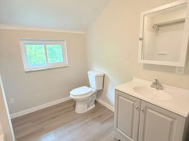 472-474 Guylyn Dr — Photo 22