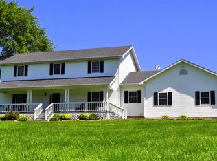 1153 E 390th Rd, Bolivar, MO 65613