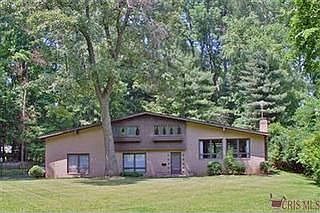 2nd image of 270 Butternut Ln