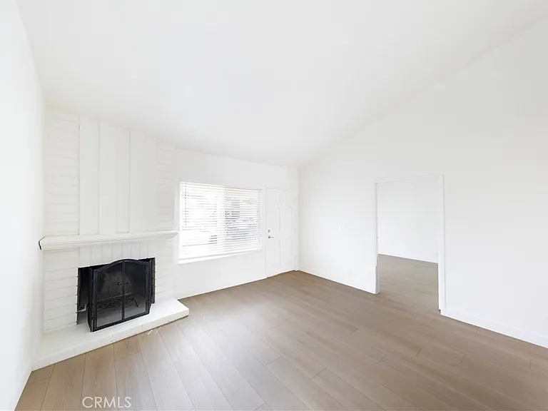 1101 Napa St — Photo 3
