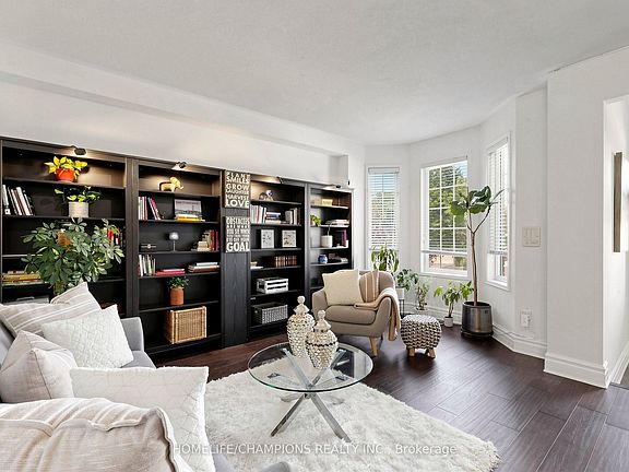 5th image of 19 Tweedie Cres