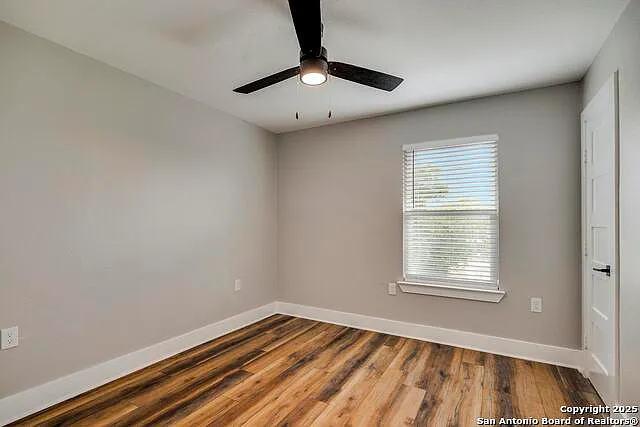 349 Will Rogers Dr #B — Photo 19