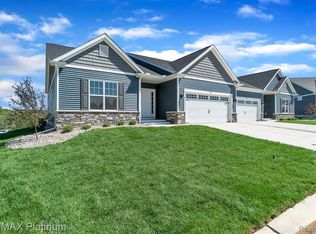 2841 Blue Sky Dr, Howell, MI 48843
