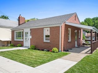 2376 E Beckert Ave, Pittsburgh, PA 15212