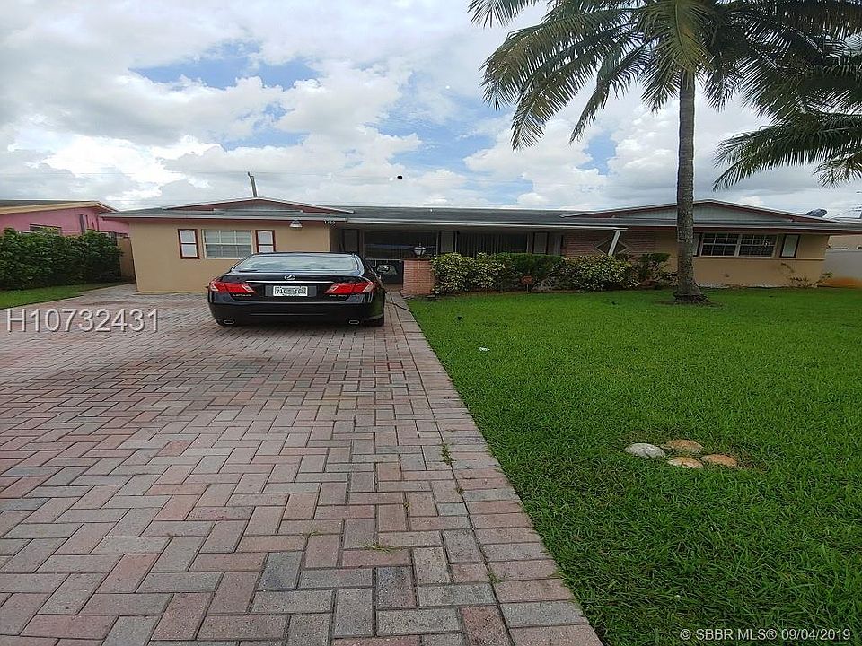 1st image of 7755 Tropicana St