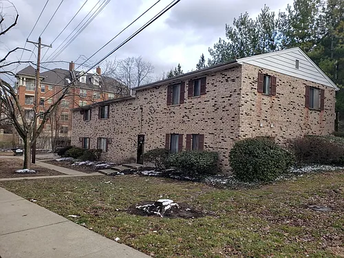 105 Martin Luther King Dr E #2 Photo 1