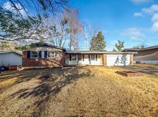 2543 Dukeland Dr, Saint Louis, MO 63136