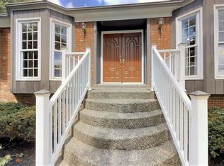 3811 Carriage Hill Dr, Crestwood, KY 40014