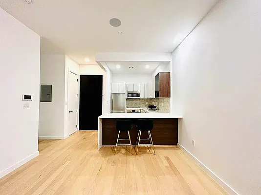 Rented by GROOME REALTY LLC | media 4