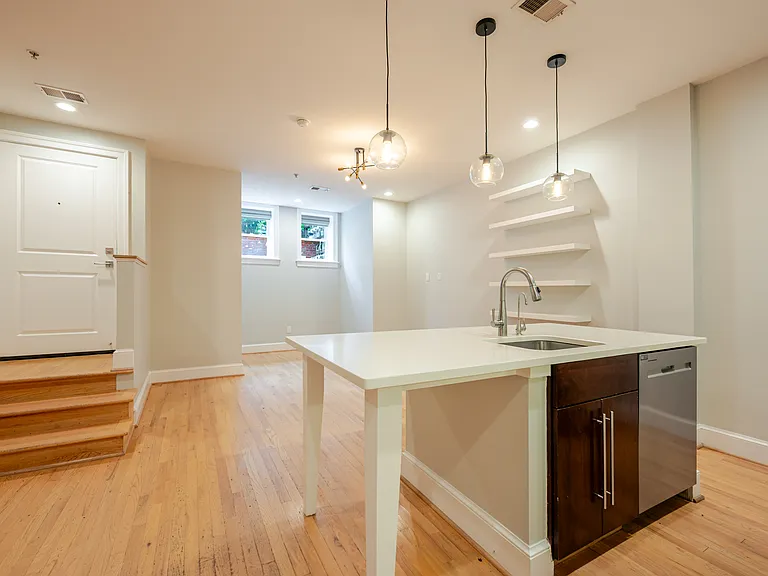 444 M St NW #1 — Photo 6