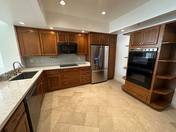 5th image of 5895 Friars Rd APT 5116