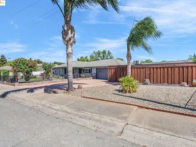 860 W 17th St, Pittsburg, CA, 94565