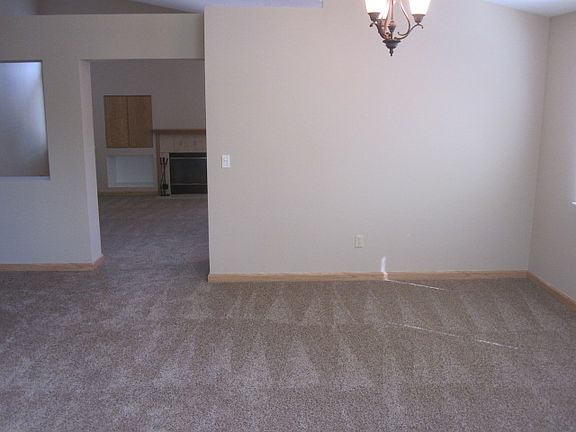 3rd image of 1715 Lavelle Smith Dr