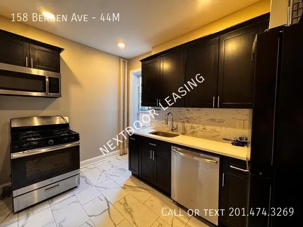 158 Bergen Ave #44M, Jersey City, NJ 07305