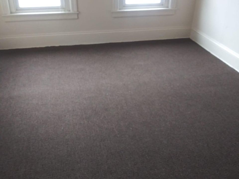 2nd image of 712 High St #714