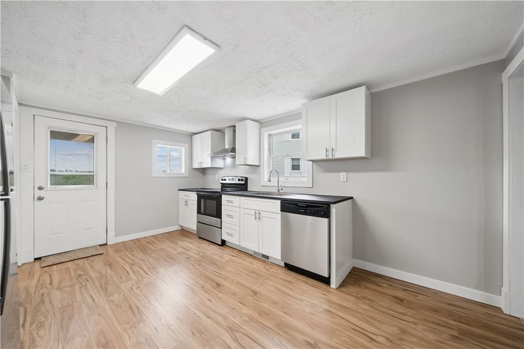 15 Grant St, Cokeburg, PA - View 6