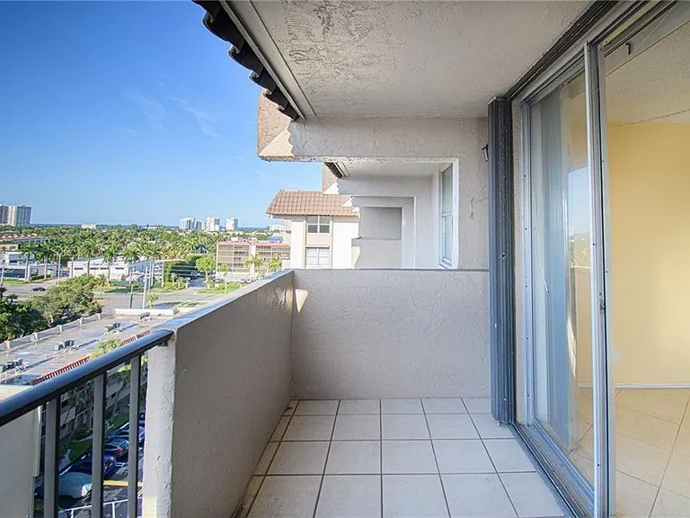 777 S Federal Hwy #16 — Photo 17