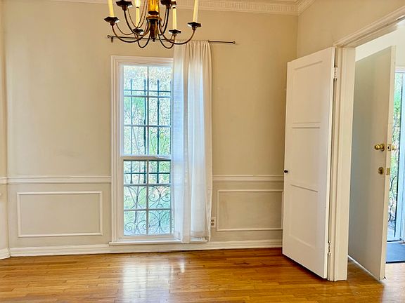 3rd image of 1013 S Crescent Heights Blvd #0