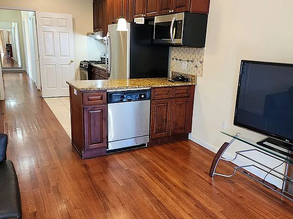 2nd image of 141 Beacon Ave Floor 1