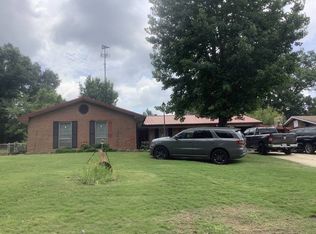 410 Oakley Dr, Columbus, GA 31906