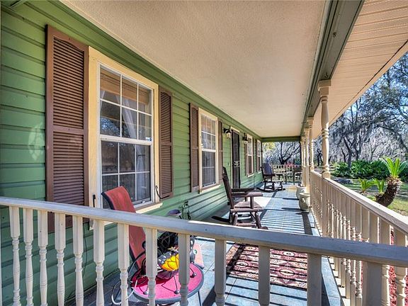 5th image of 3015 Shady Oak Pl