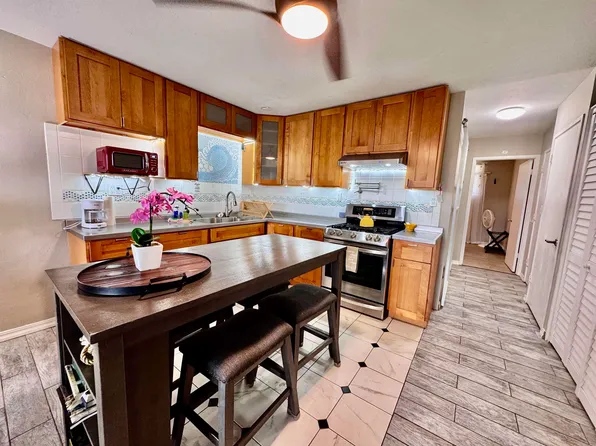 7146 Kamehameha V Hwy #C104, Kaunakakai, HI 96748