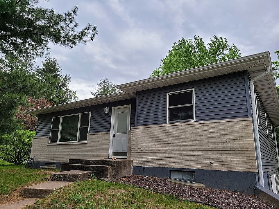1st image of 328 Park Dr
