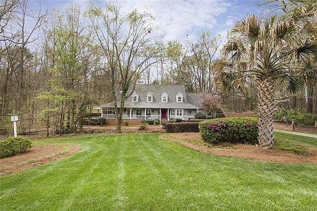 1st image of 4400 Forest Hills Dr