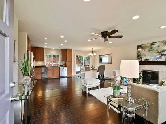 3rd image of 296 Seaside Dr