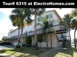 6315 Newtown Cir #15B5, Tampa, FL 33615