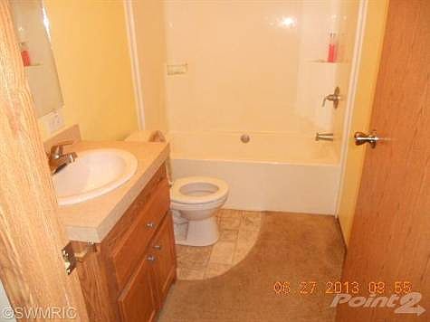 4th image of 5692 128th Ave