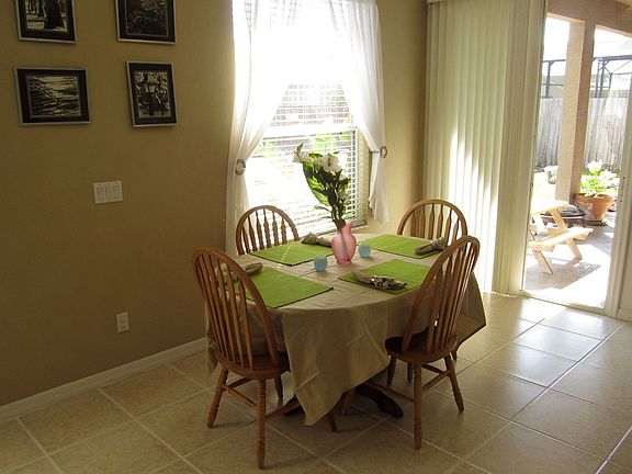 Breakfast Nook