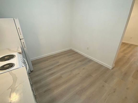 2nd image of 2426 Bryant St #F