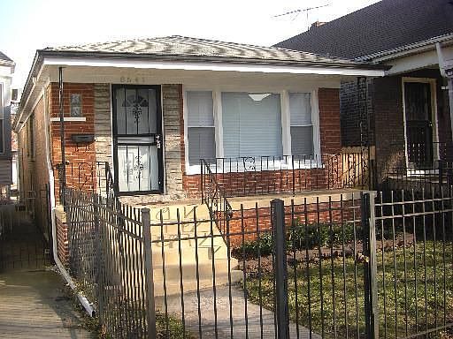 1st image of 8541 S Maryland Ave