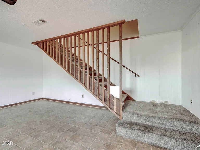 929 Marina Dr — Photo 17