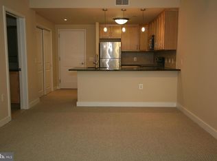 888 Quincy St #805, Arlington, VA 22203