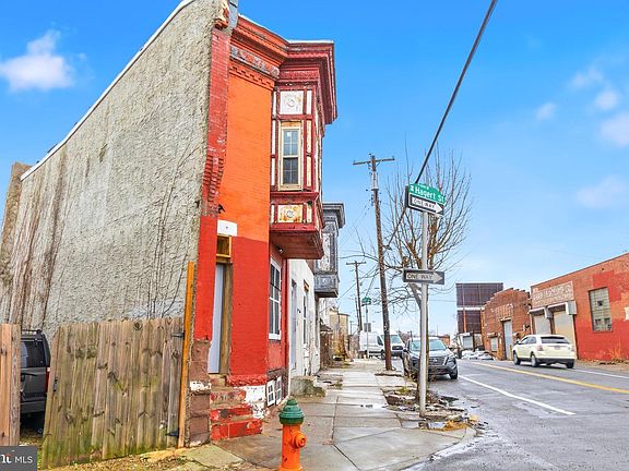 2nd image of 2068 W Glenwood Ave