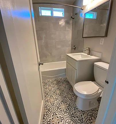 2nd image of 712 N Genevieve Ln #1