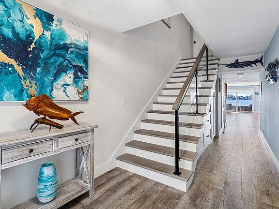 3rd image of 230 Sunrise Avenue #103