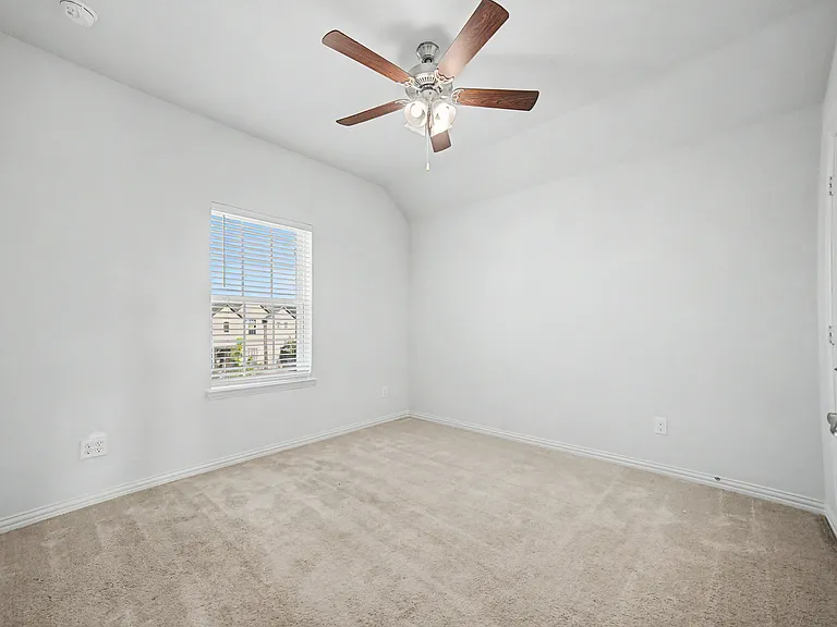 6862 Mistley Park — Photo 27