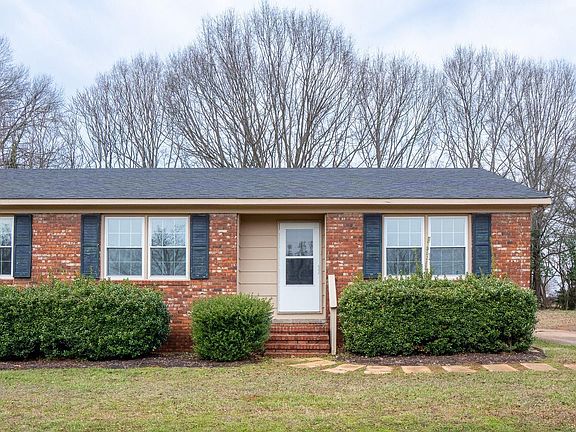 2nd image of 1608 Springfield Rd