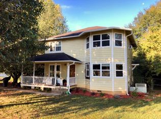 135 Hardy Rd, Hartselle, AL 35640