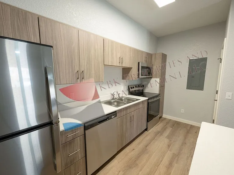 Loma Vista-821 Indiana Ave — Photo 6
