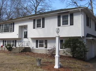43 Pine St, Franklin, MA 02038