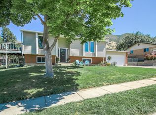 243 E Balsam Dr, Centerville, UT 84014