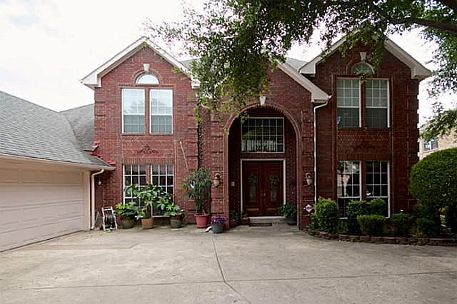1st image of 732 Water Oak Dr
