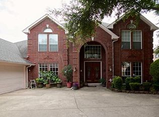 732 Water Oak Dr, Plano, TX 75025