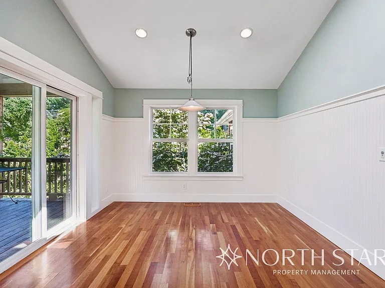 7617 NW Skyline Blvd — Photo 14