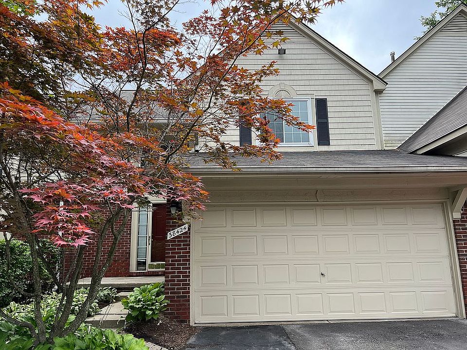 1st image of 38424 Saratoga Cir