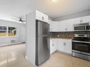 3906 Washington Rd #2, West Palm Beach, FL 33405